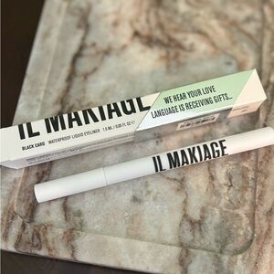 IL MAKIAGE Black Card Liquid Eyeliner